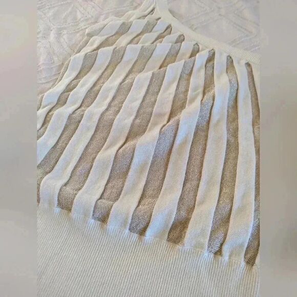 Holiday Bundle, Vintage Chaps Classics & Arden B. Gold Metallic Sweater/Blouse - Picture 6 of 9